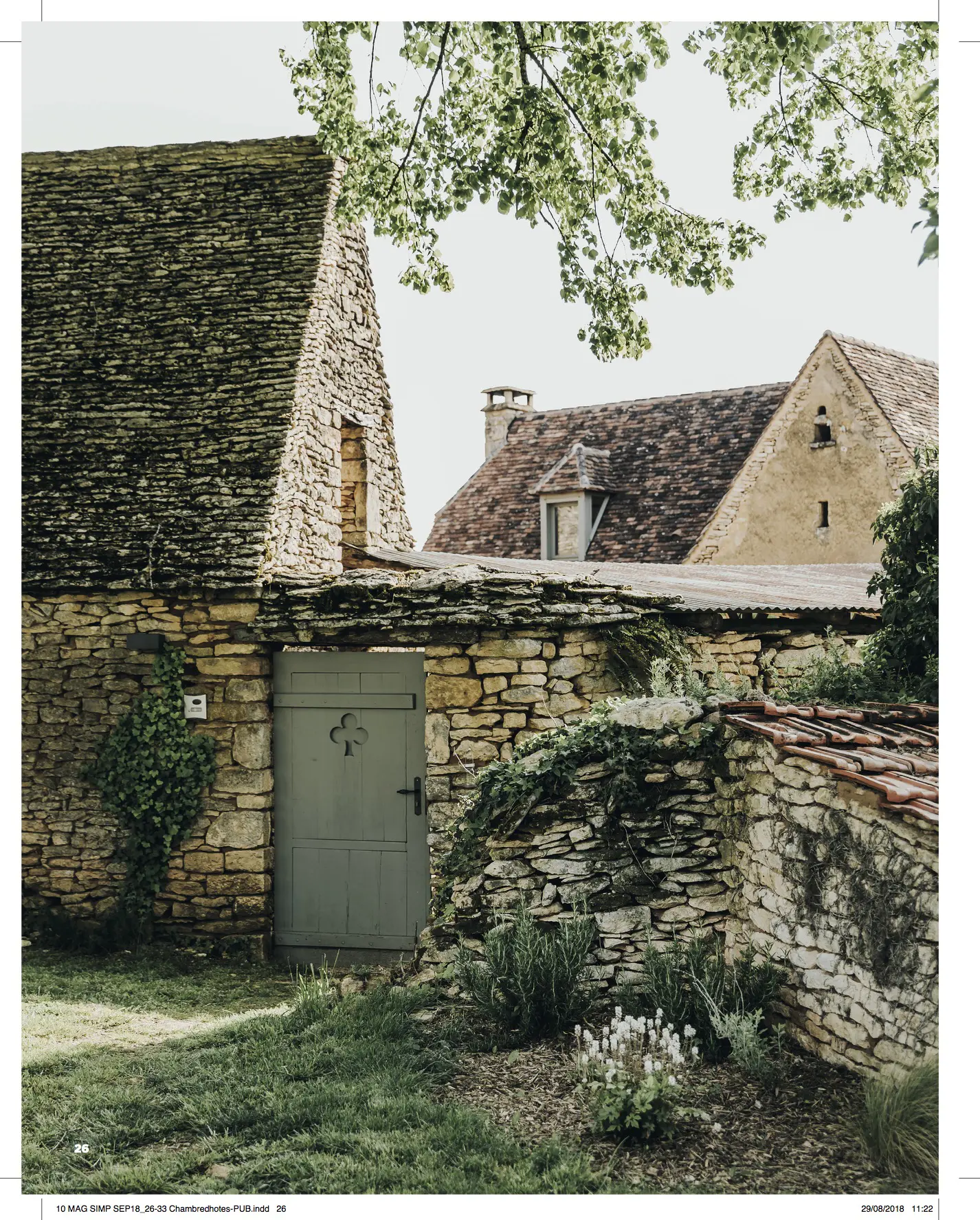 article sur la maison d’hôtes Bel Estiu magazine Simple Things Septembre octobre 2018