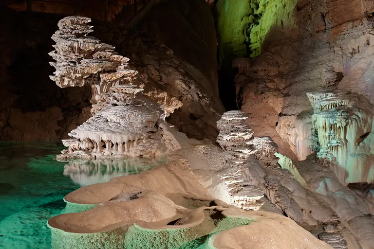 sculptures calcaires au gouffre de Padirac